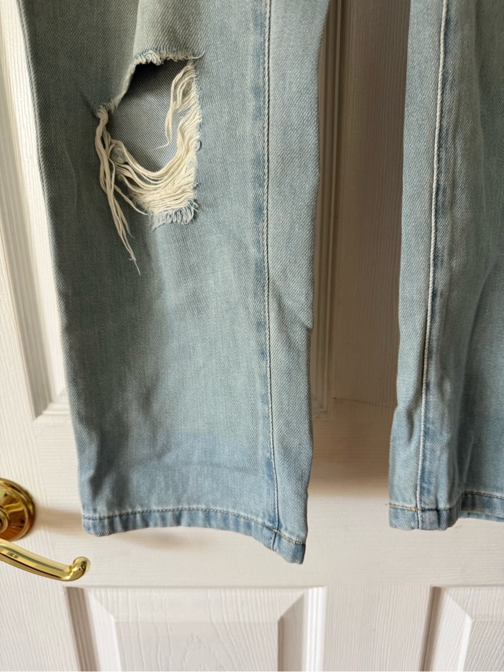 Garage Light Blue Distressed Ripped Jeans - Picture 3 of 6